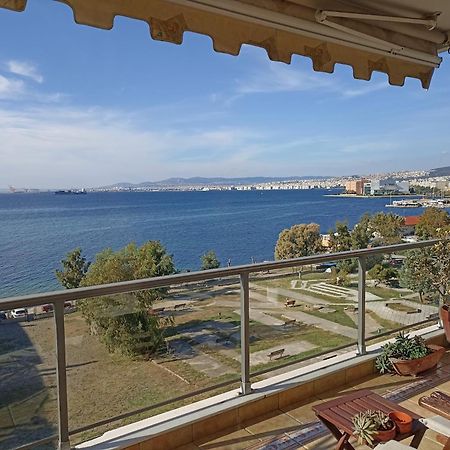 Seafront Family Apartment & Free Parking, The Cruiseflat Salonicco Esterno foto