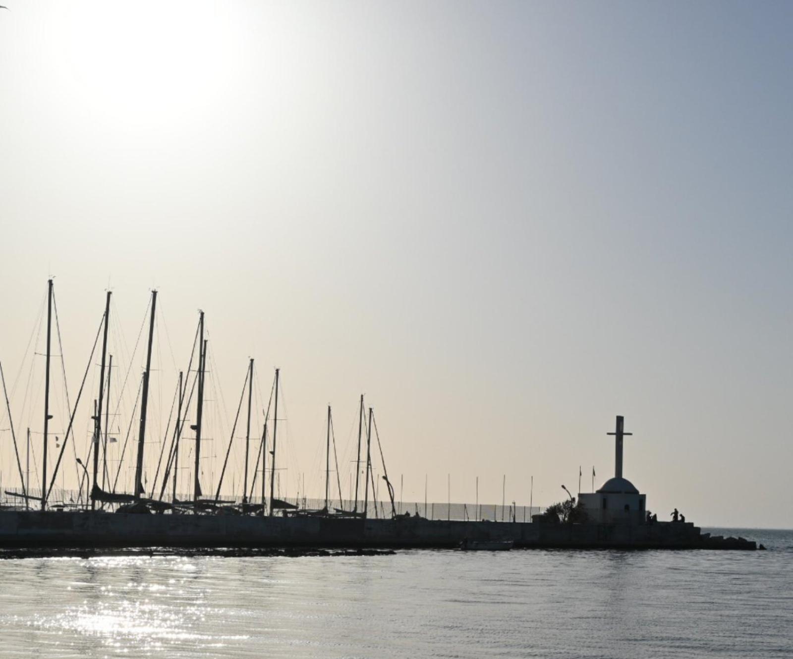 Seafront Family Apartment & Free Parking, The Cruiseflat Salonicco Esterno foto